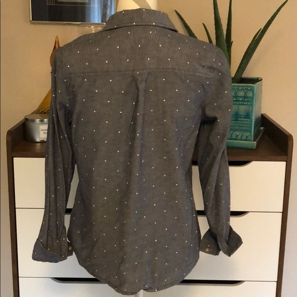 Classic Button Up - Picture 3 of 4